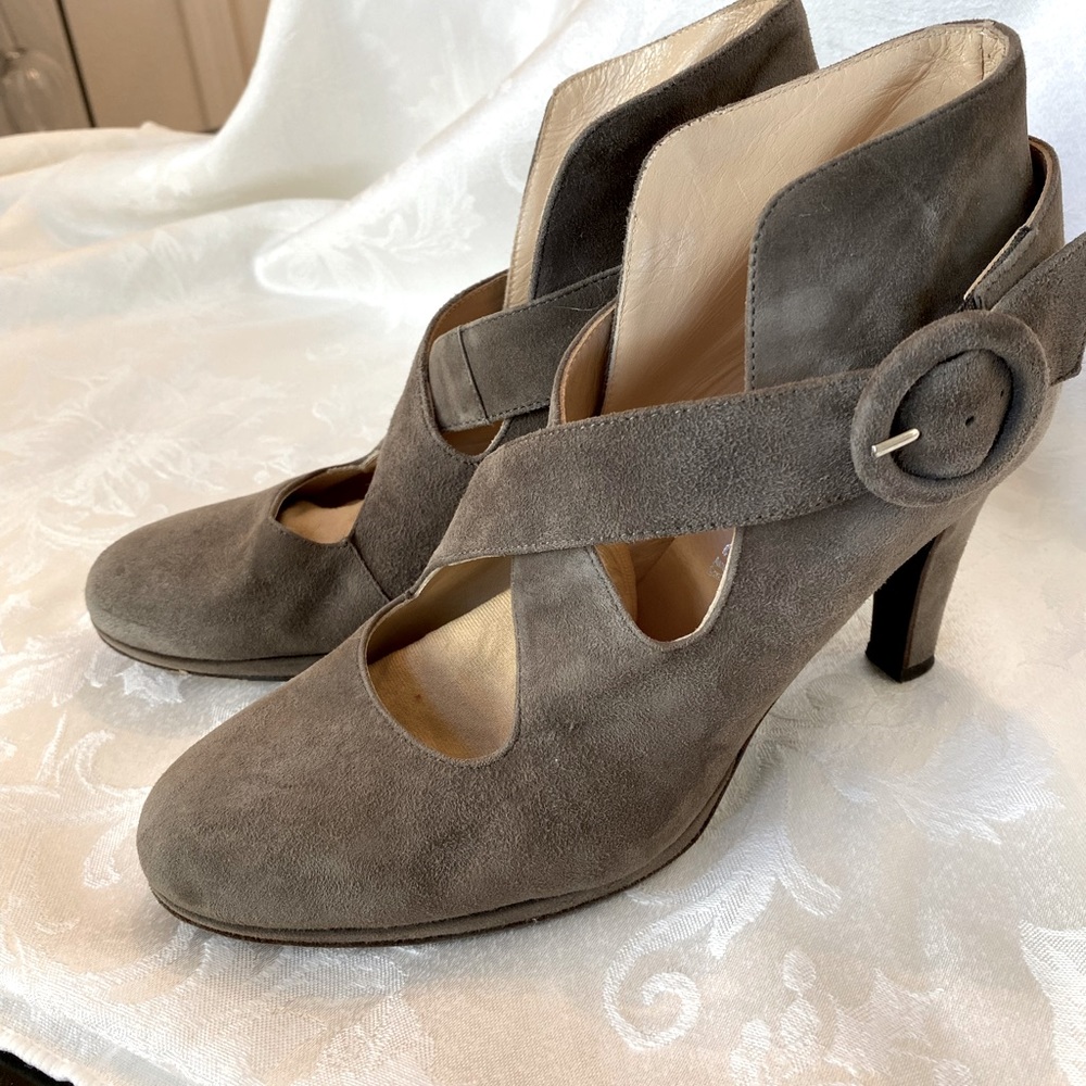 Gray suede pumps Paul Noyen Size 38 Excellent condition